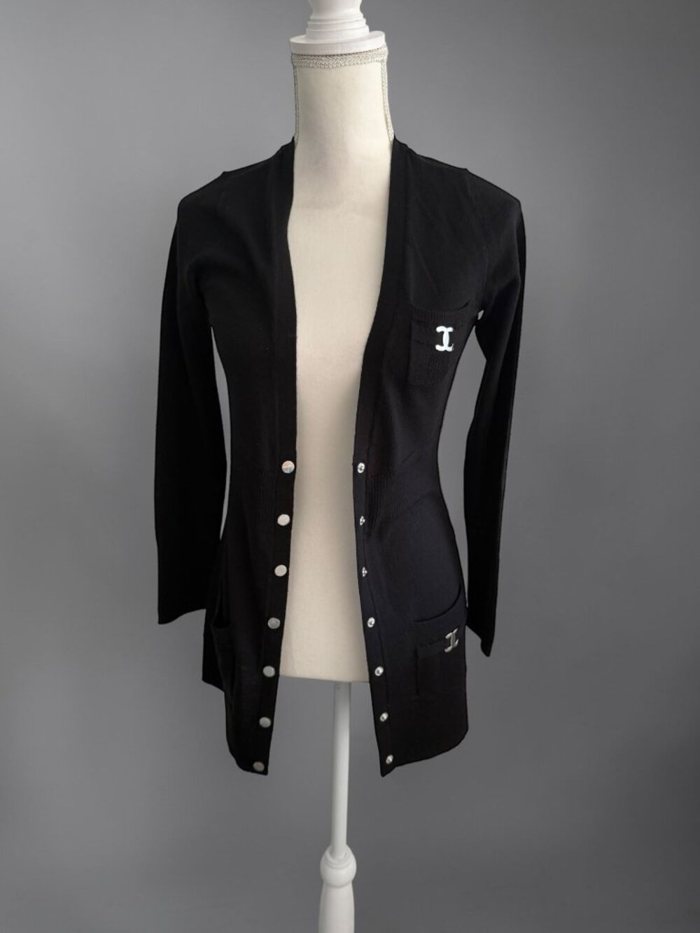 WHITE HOUSE BLACK MARKET Black Cardigan Sweater Size XS